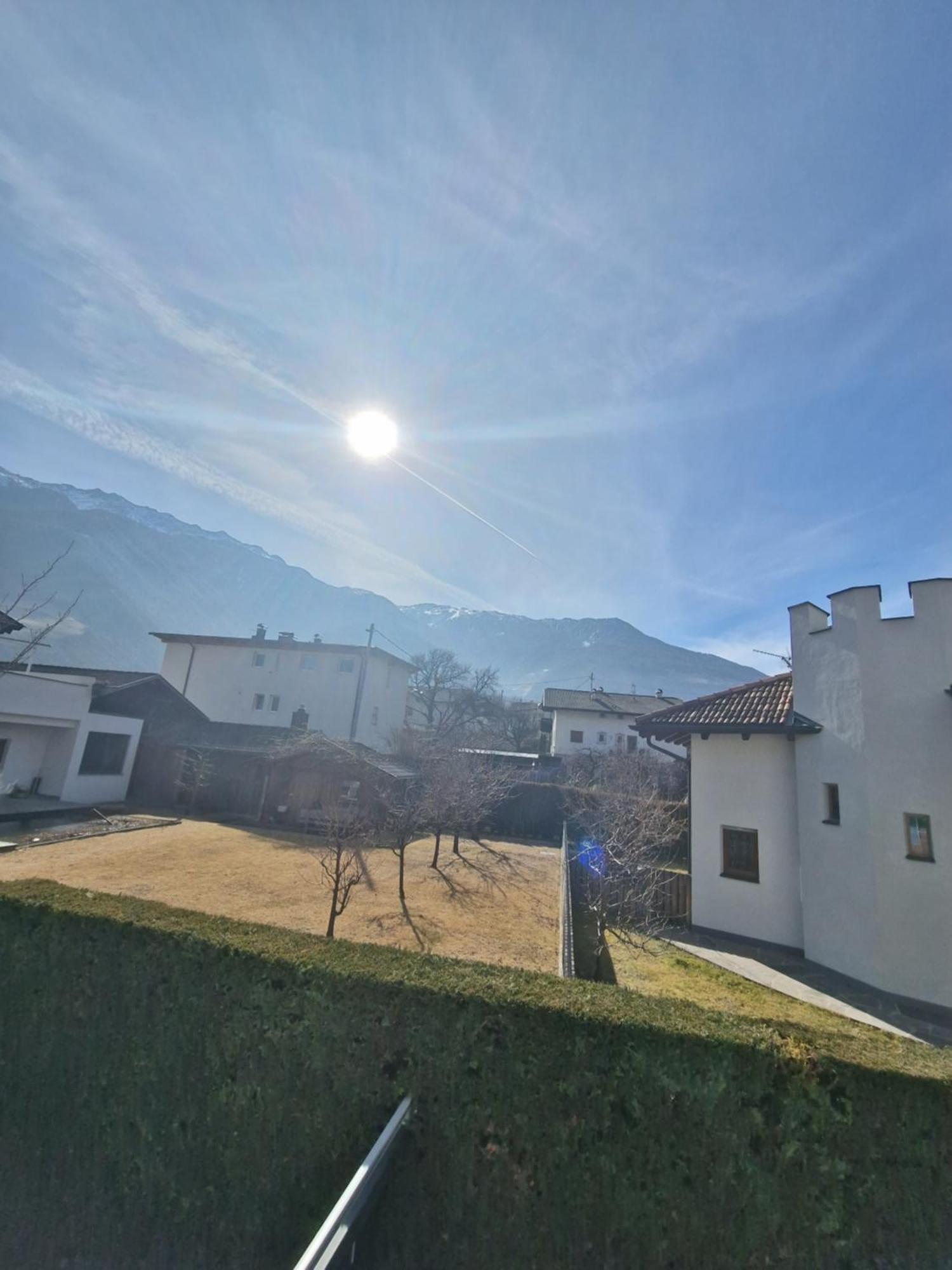 Haus Beim Seppl Bed & Breakfast Naturns Oda fotoğraf